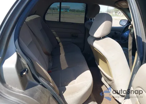 2003 Ford Crown Victoria Standard z USA, uszkodzony, nr VIN 2FAFP73W63X154934